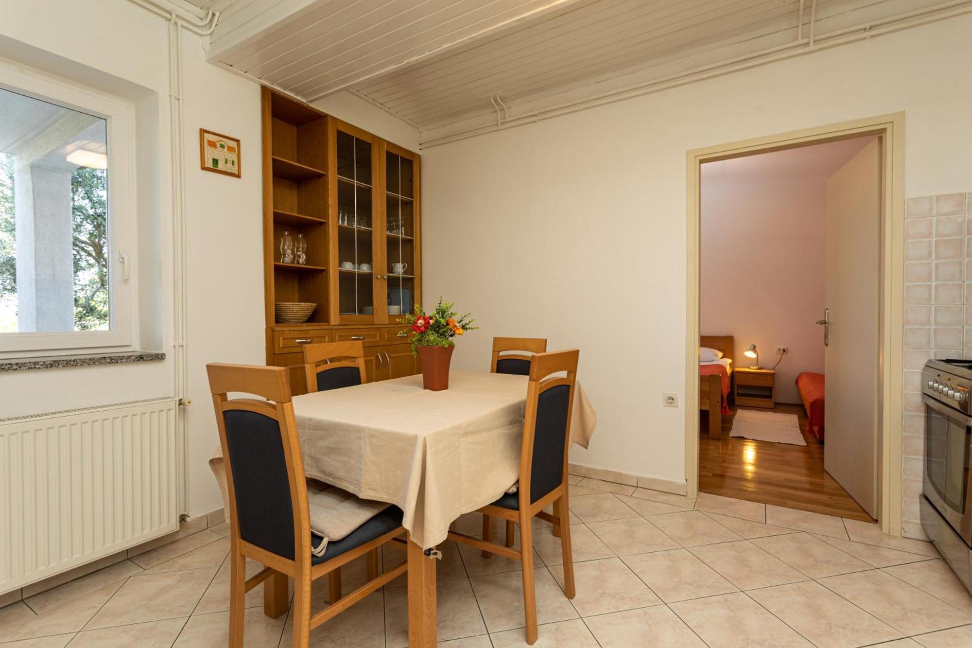 Apartments Villa Ana Krk Town Ruang foto