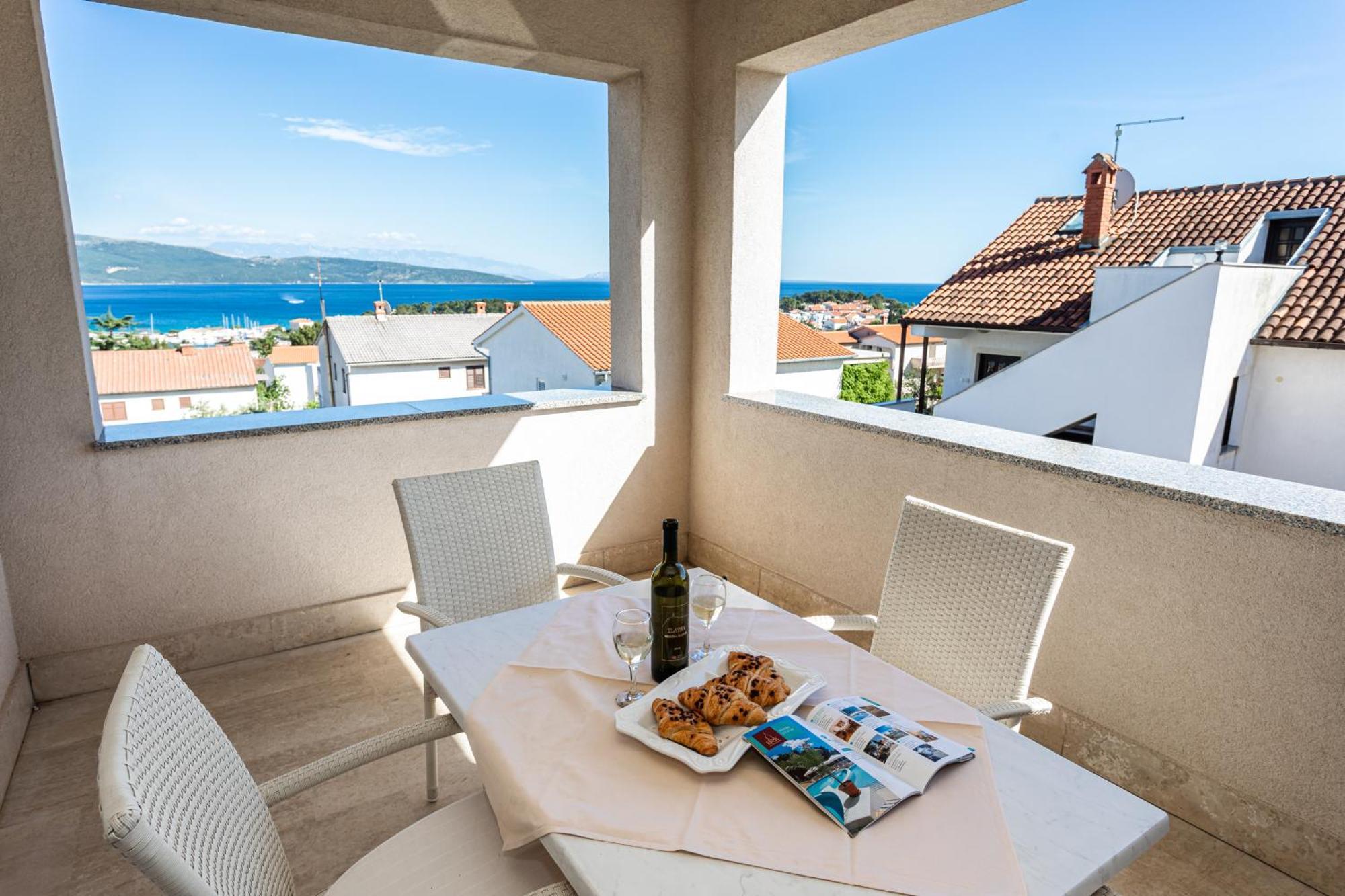 Apartments Villa Ana Krk Town Ruang foto